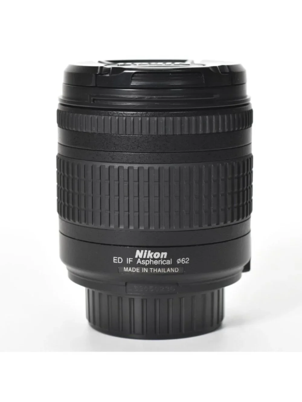 Nikon AF Nikkor 28-200mm f/3.5-5.6G ED IF Lens Wide Angle Zoom Telephoto